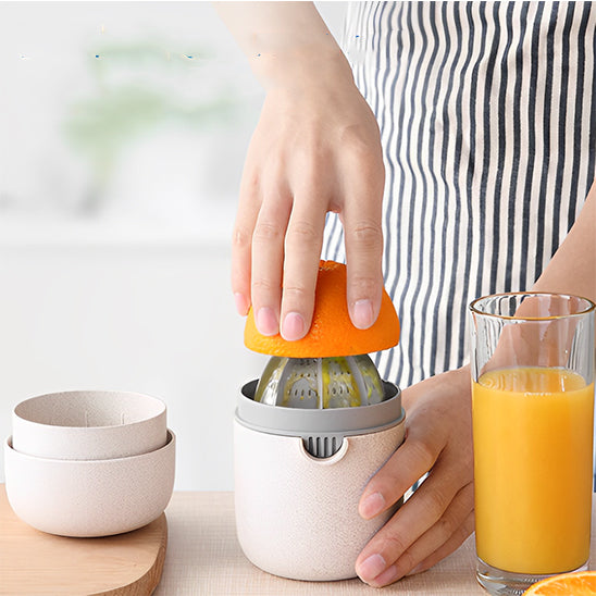 press agrume blanc polyvalent durable et facile a nettoyer