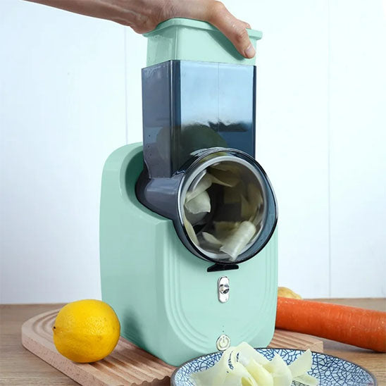 couper-facilement-les-legumes-avec-une-mandoline-cuisine-electrique (2)