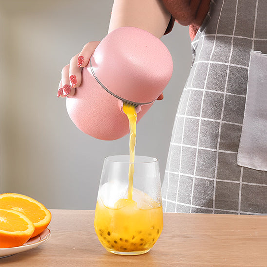 press agrume rose permet de preserver les vitamines, enzyme et fraicheur naturelle