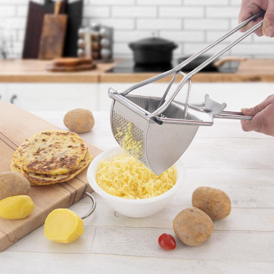 presse-puree-ergonomique-aide-a-ecraser-des-pommes-de-terre-sans-effort